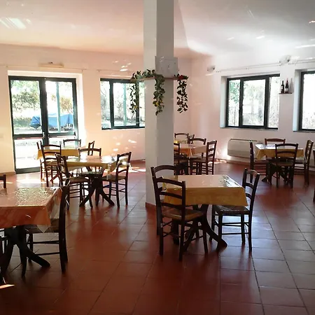 Nuraghe Ruiu Villaggio Tende Attrezzate Campsite *