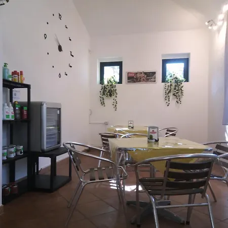 Nuraghe Ruiu Villaggio Tende Attrezzate Campsite *